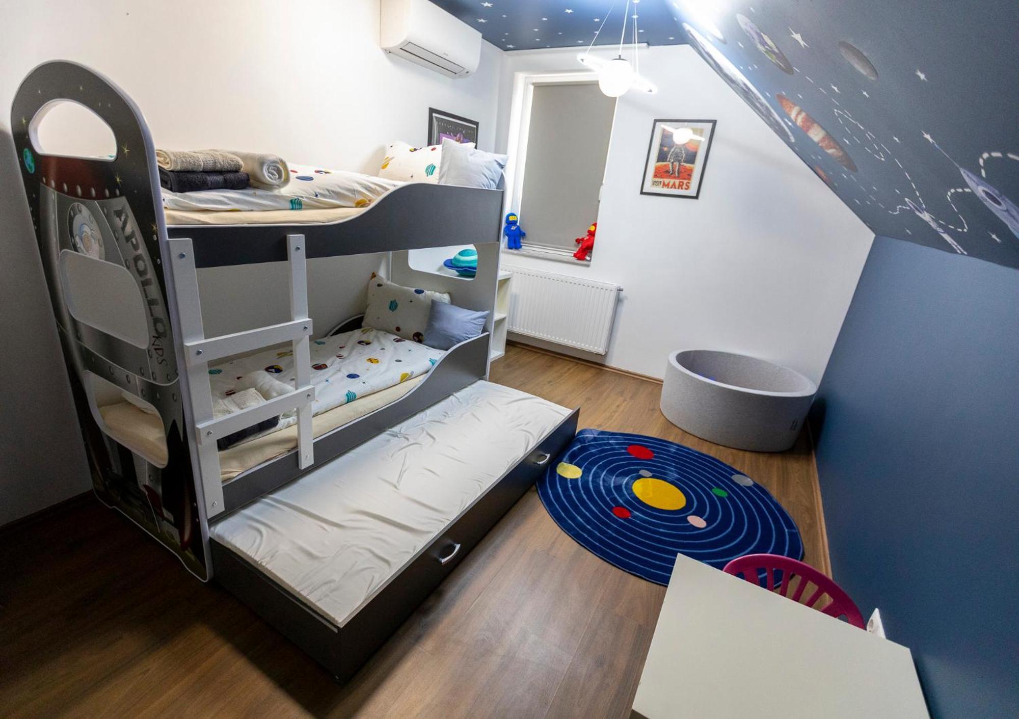 Park Apartman Sarrod Exterior photo